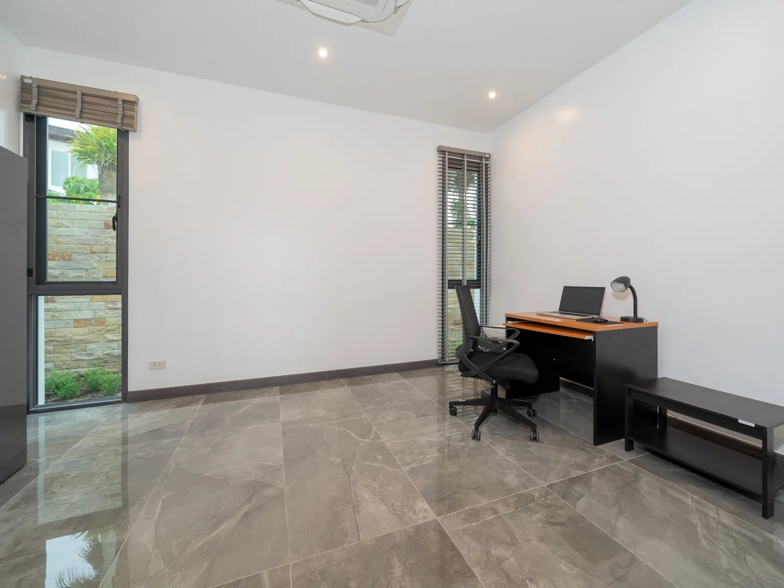 3-Bedroom Pool Villa for Sale, Cherng Talay, Near Laguna, Freehold - Cherng Talay, Phuket - Photo 10