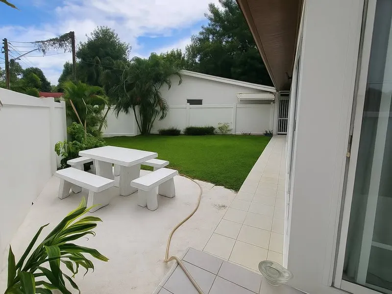 Villa moderne de 2 chambres à louer à Panwa, près de la plage d'Ao Yon - Cape Panwa, Phuket - Photo principale