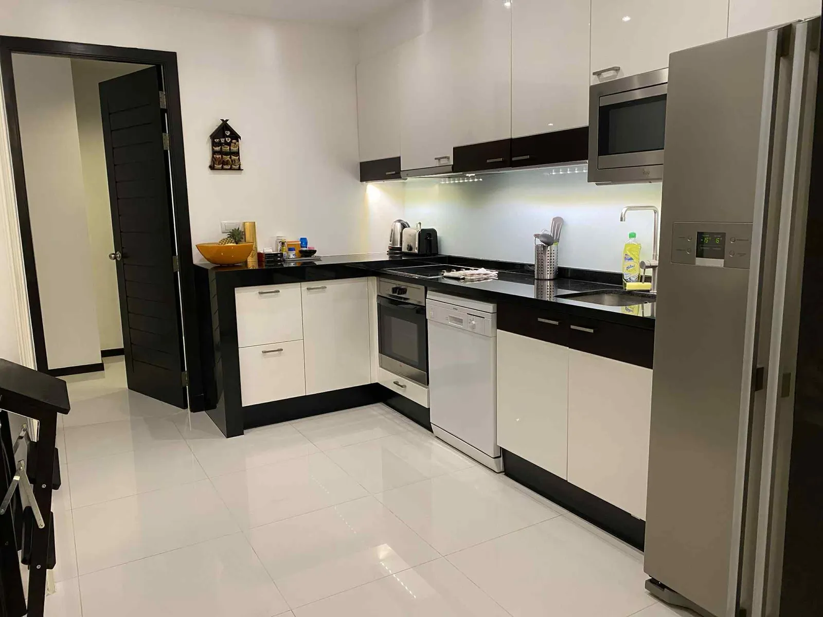 Kamala Regent, 2-Bedroom Freehold Condo for Sale, Kamala - Kamala, Phuket - Photo 10