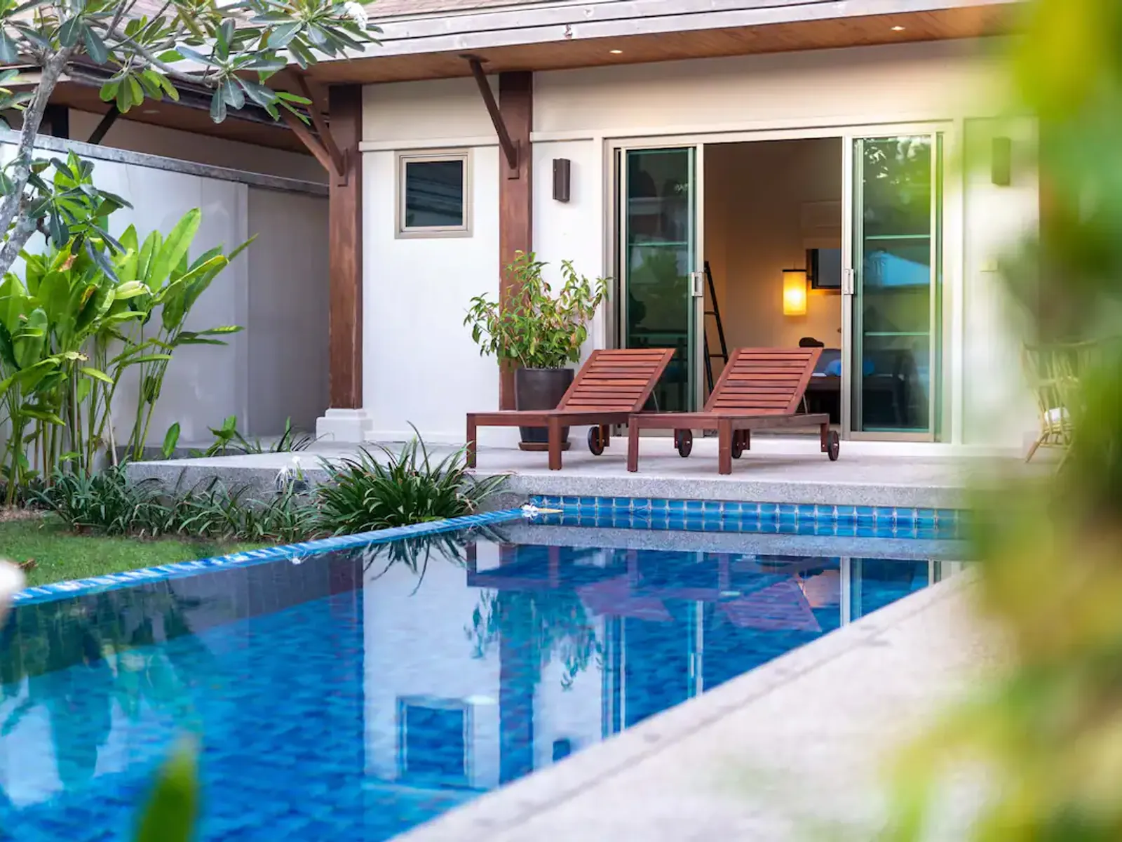 The Niche, 3-Bedroom Thai-Style Pool Villa for Rent, Nai Harn - Nai Harn, Phuket - Photo 6