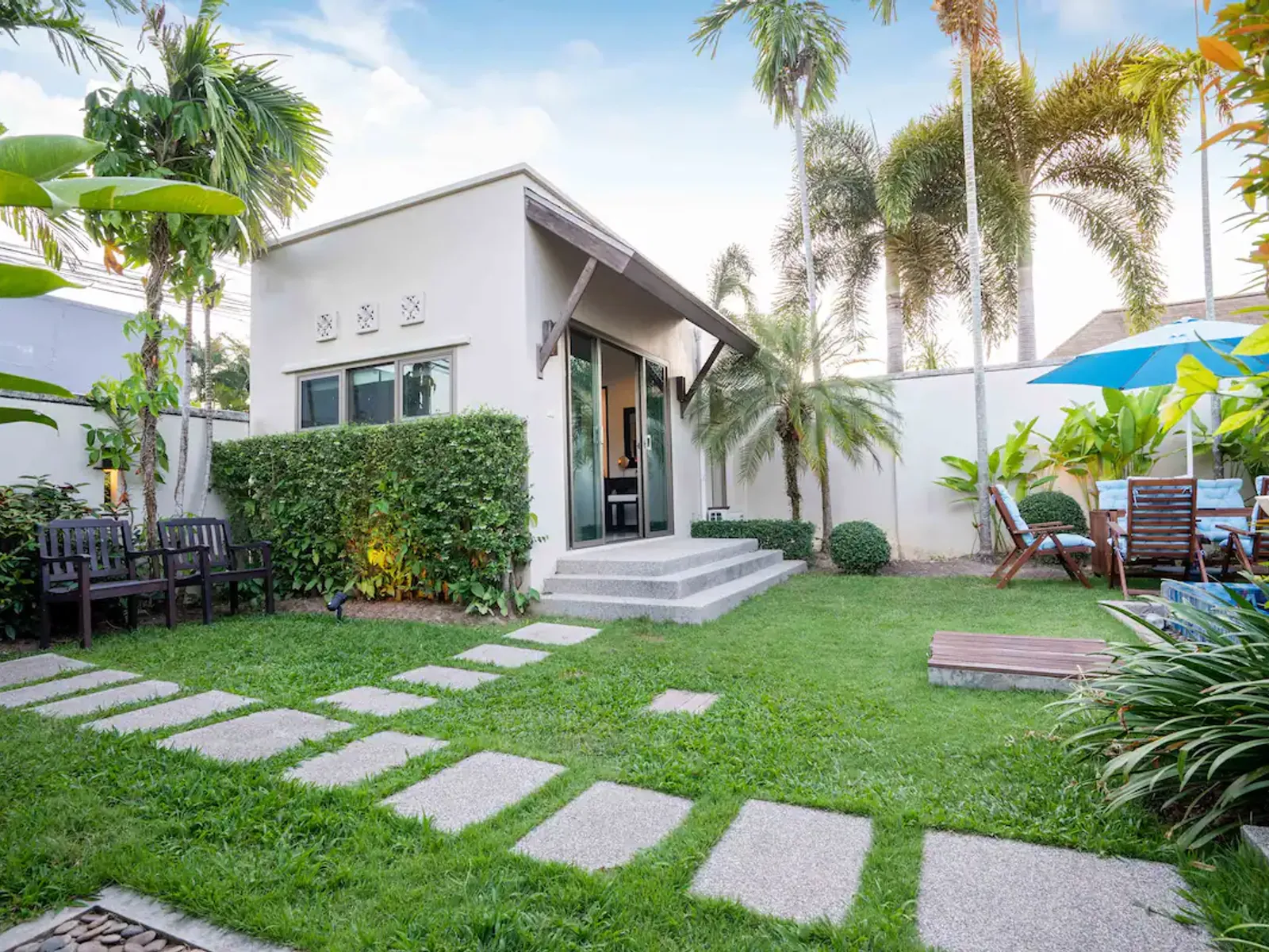 The Niche, 3-Bedroom Thai-Style Pool Villa for Rent, Nai Harn - Nai Harn, Phuket - Photo 8