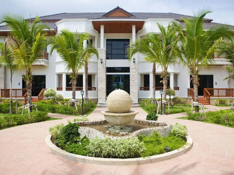 Rawai Grand House, 9-Bedroom Gated Estate, Rawai, Freehold - Rawai, Phuket - Main photo
