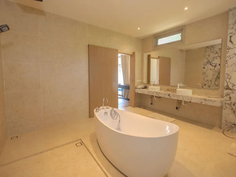 Villa avec piscine de 5 chambres à vendre à Cherng Talay, Phuket - Cherng Talay, Phuket - Photo principale
