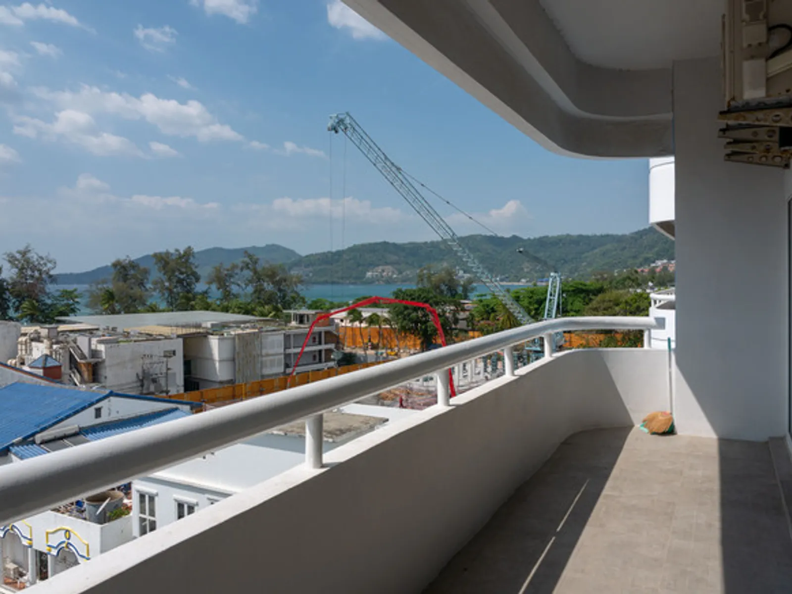Patong Tower, 2-Bedroom Sea View Condo for Sale, Patong (72 sqm) - Patong, Phuket - Photo 5