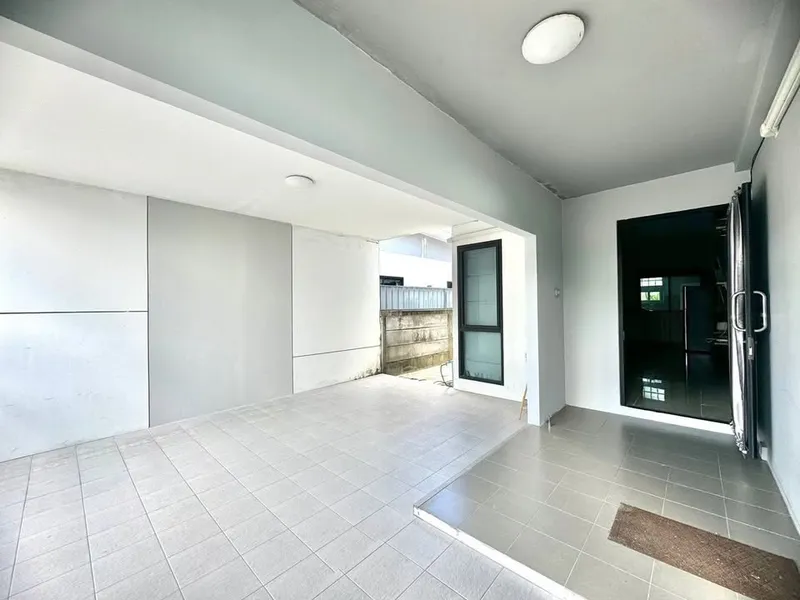 Villa 2 chambres à louer dans une communauté sécurisée à Chalong - Chalong, Phuket - Photo principale