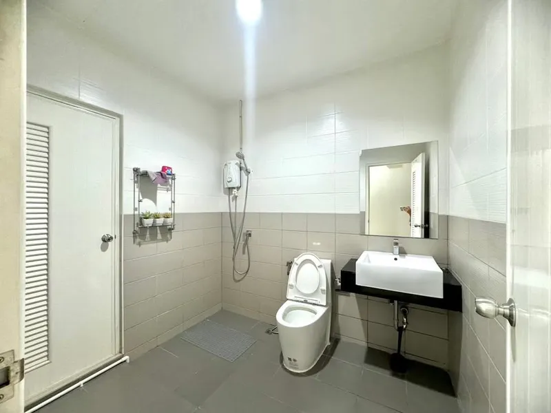 Villa 2 chambres à louer dans une communauté sécurisée à Chalong - Chalong, Phuket - Photo principale