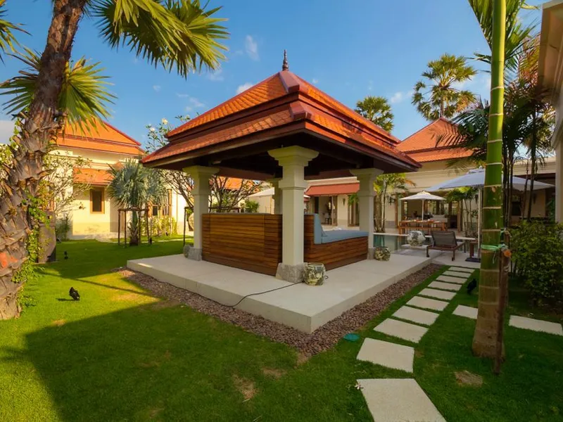 Sai Taan Villas, Villa rénovée de 5 chambres avec piscine à louer, Laguna - Laguna, Phuket - Photo principale