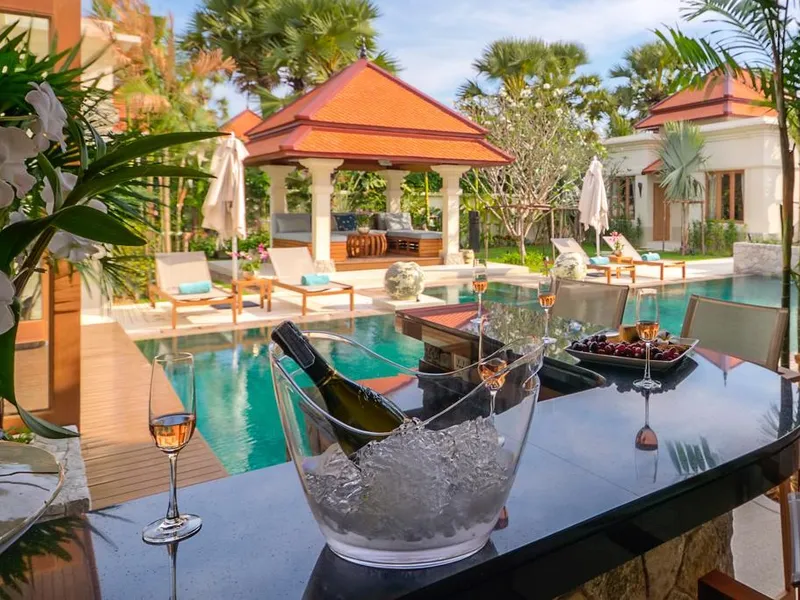 Sai Taan Villas, Villa rénovée de 5 chambres avec piscine à louer, Laguna - Laguna, Phuket - Photo principale