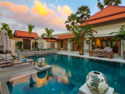 Sai Taan Villas, Villa rénovée de 5 chambres avec piscine à louer, Laguna - Laguna, Phuket - Propriété à vendre ou louer à Phuket