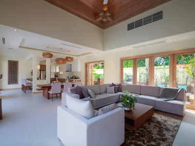 Sai Taan Villas, Villa rénovée de 5 chambres avec piscine à louer, Laguna - Laguna, Phuket - Voir toutes les photos