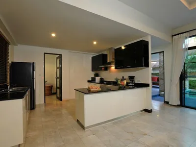 4-Bedroom Thai-Balinese Pool Villa for Sale, Rawai, Freehold - Rawai, Phuket - Photo 10