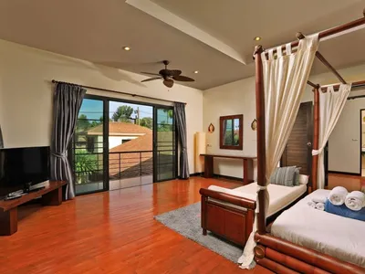 4-Bedroom Thai-Balinese Pool Villa for Sale, Rawai, Freehold - Rawai, Phuket - Photo 13