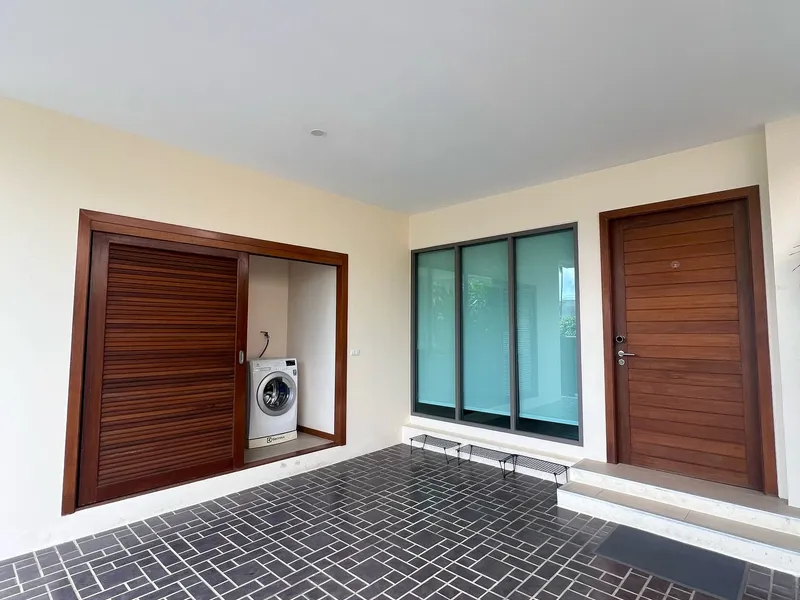 4-Bedroom House with Gym for Rent, Rawai, 800m to Beach - Rawai, Phuket - Main photo