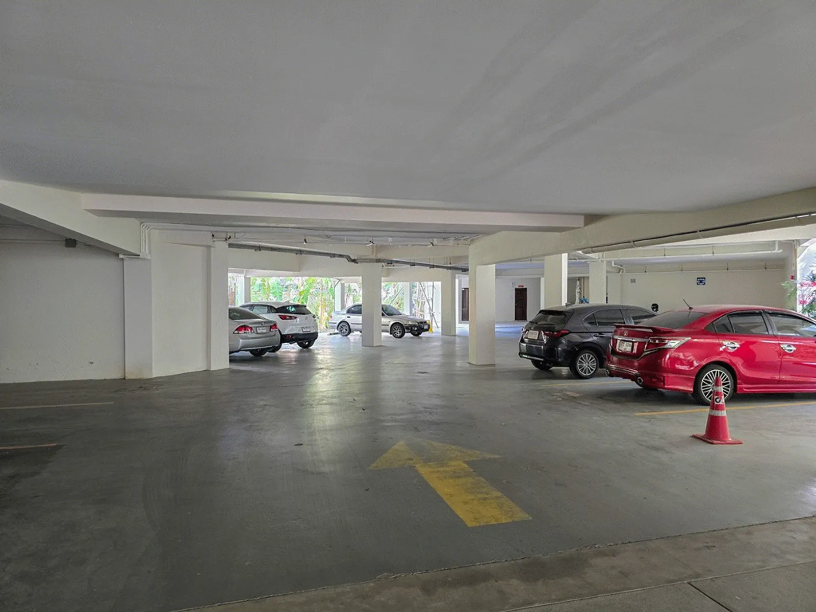 Dewa Nai Yang, 1-Bedroom Penthouse Condo for Sale, Near Beach - Nai Yang, Phuket - Photo 4