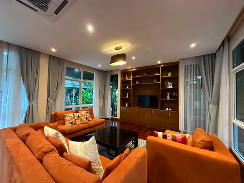 3-Bedroom Beachfront Pool Villa for Sale, Chalong, Freehold - Chalong, Phuket - Main photo