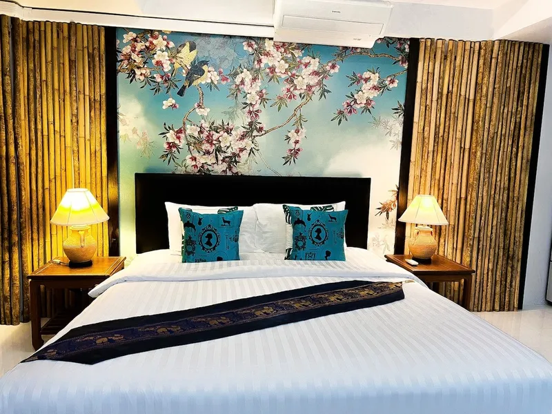 3-Bedroom Condo for Sale, Short Walk to Nai Harn Beach - Nai Harn, Phuket - Main photo