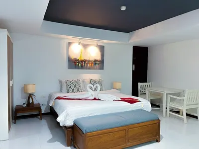 3-Bedroom Condo for Sale, Short Walk to Nai Harn Beach - Nai Harn, Phuket - Photo 10