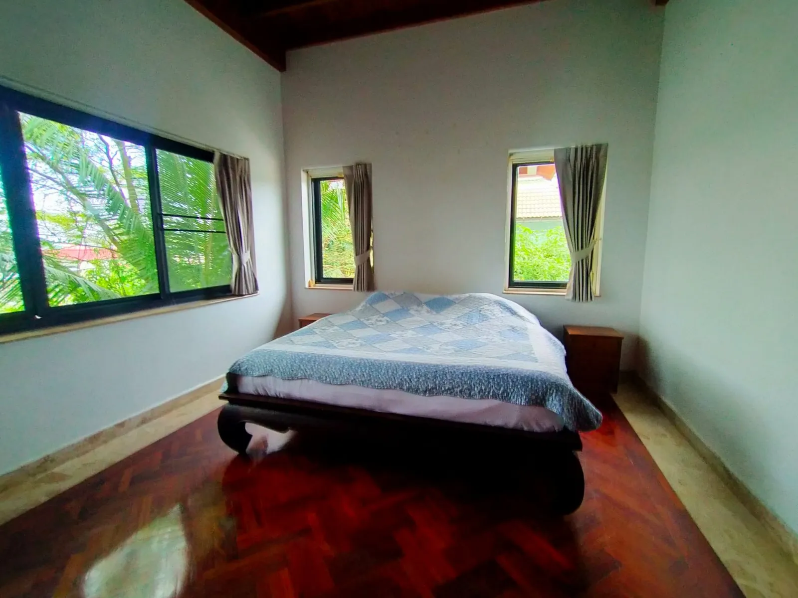 4-Bedroom Thai Teak Pool Villa for Rent, Rawai - Rawai, Phuket - Photo 12
