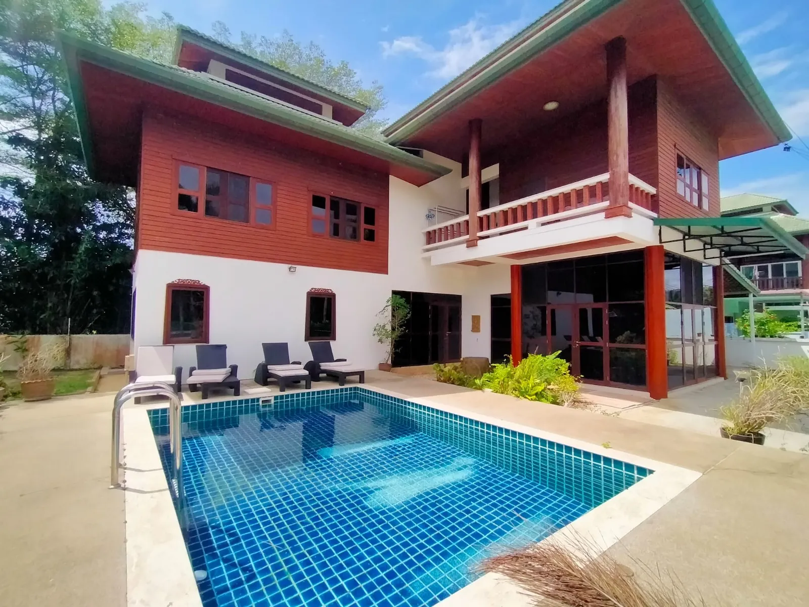 4-Bedroom Thai Teak Pool Villa for Rent, Rawai - Rawai, Phuket - Photo 33