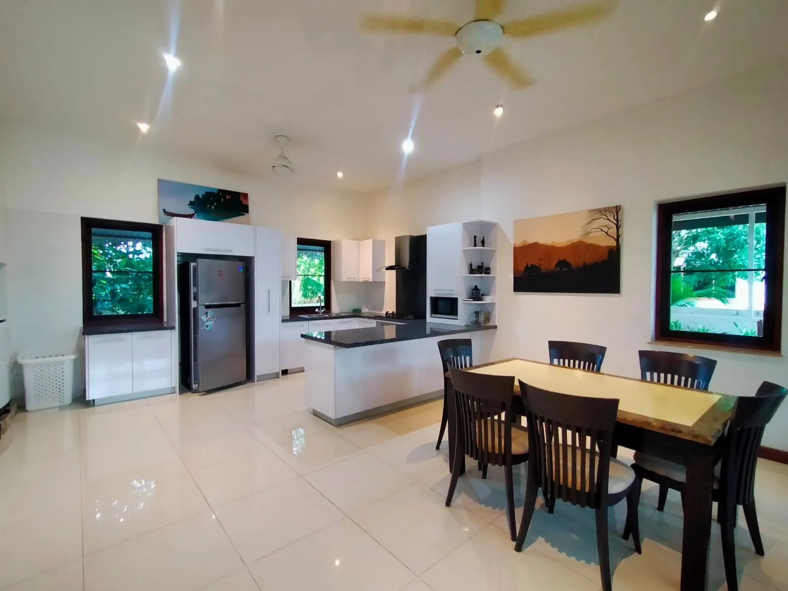 4-Bedroom Thai Teak Pool Villa for Rent, Rawai - Rawai, Phuket - Photo 24
