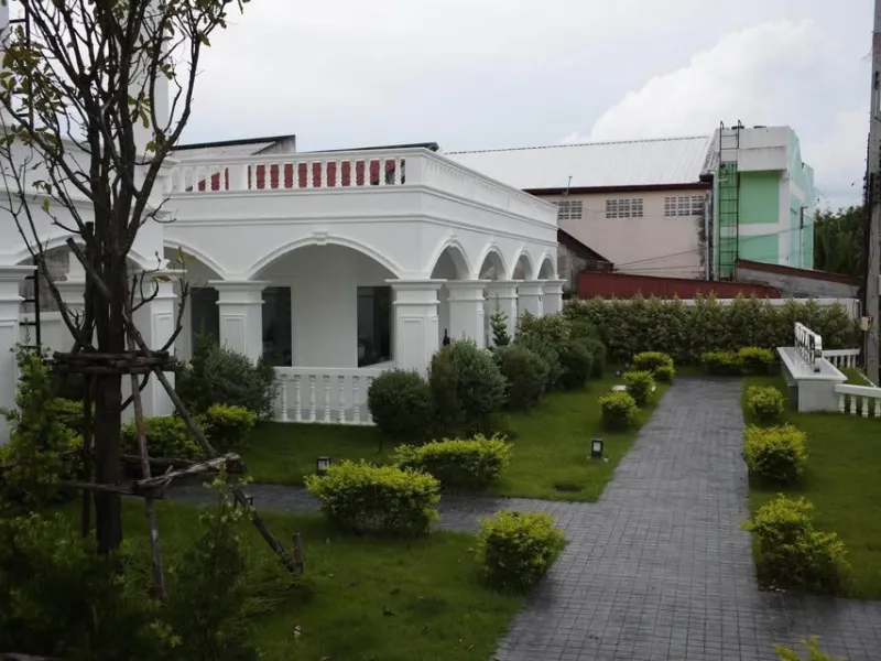 2-Bedroom Townhome for Rent, Phuket Town, Fully Furnished - Phuket Town, Phuket - Main photo