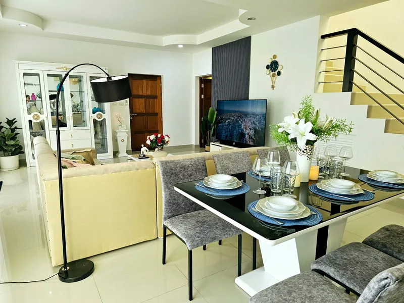 Platinum Residence Rawai, 4-Bedroom Pool Villa for Rent - Rawai, Phuket - Main photo