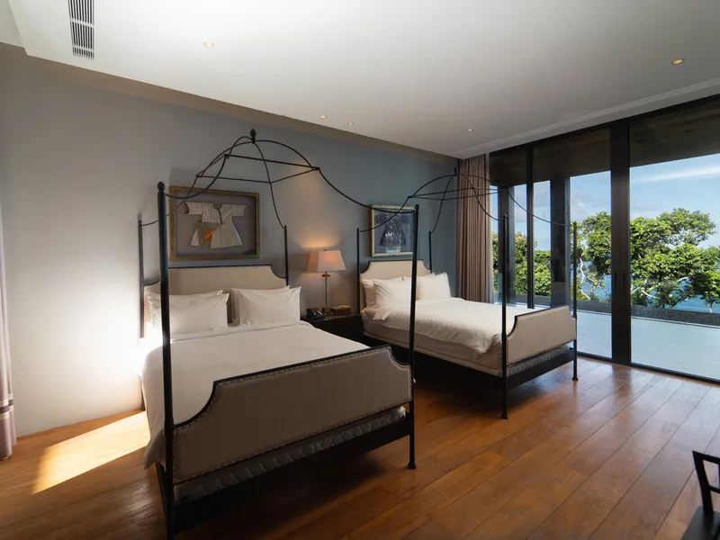 5-Bedroom Cliffside Infinity Pool Villa for Sale, Kamala, Freehold - Kamala, Phuket - Main photo
