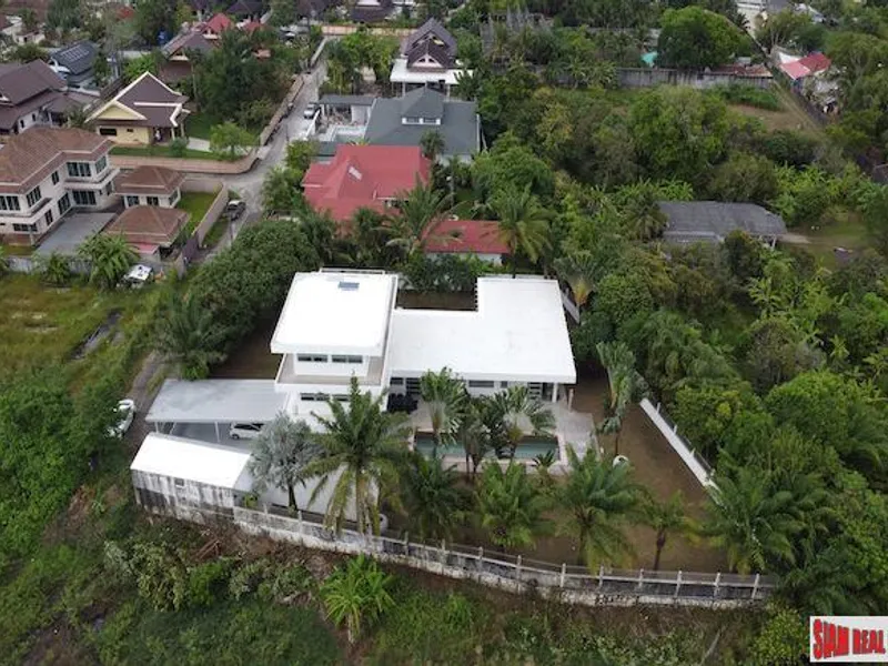 5-Bedroom Pool Villa on 1 Rai, Rawai, Freehold - Rawai, Phuket - Main photo