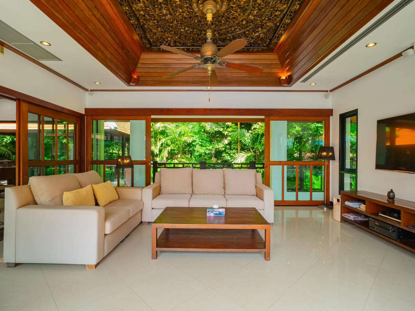 Baan Ton Sai, 4-Bedroom Thai-Balinese Villa for Rent, Nai Harn Baan Bua - Nai Harn, Phuket - Photo 10