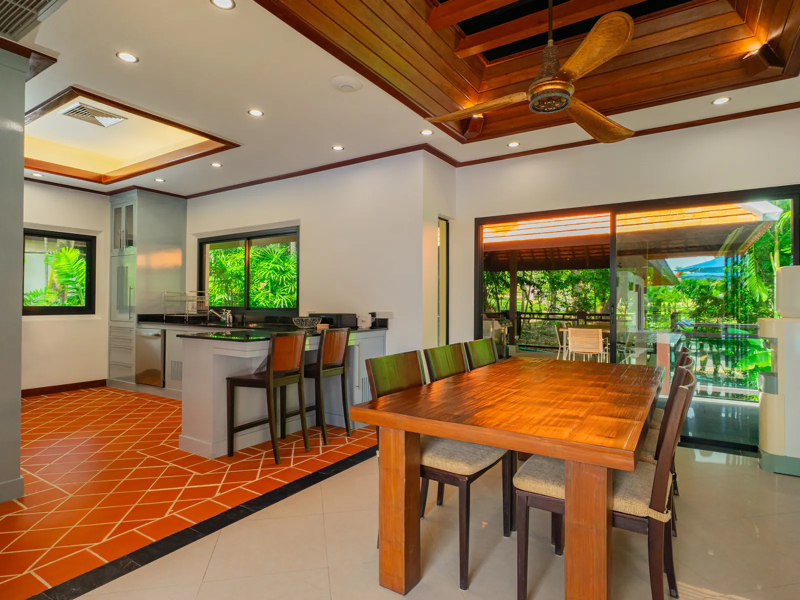 Baan Ton Sai, 4-Bedroom Thai-Balinese Villa for Rent, Nai Harn Baan Bua - Nai Harn, Phuket - Photo 16