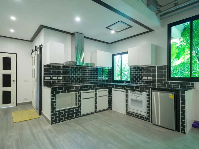 Baan Ton Sai, 4-Bedroom Thai-Balinese Villa for Rent, Nai Harn Baan Bua - Nai Harn, Phuket - Main photo