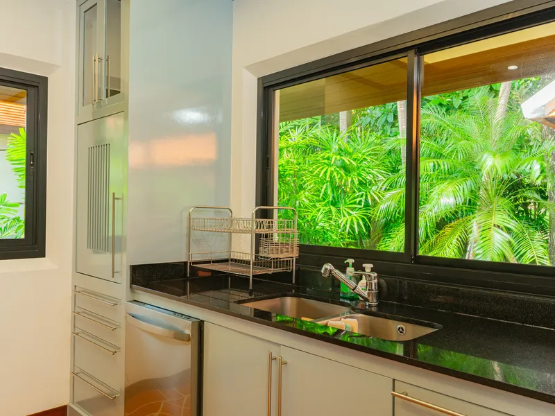 Baan Ton Sai, 4-Bedroom Thai-Balinese Villa for Rent, Nai Harn Baan Bua - Nai Harn, Phuket - Main photo