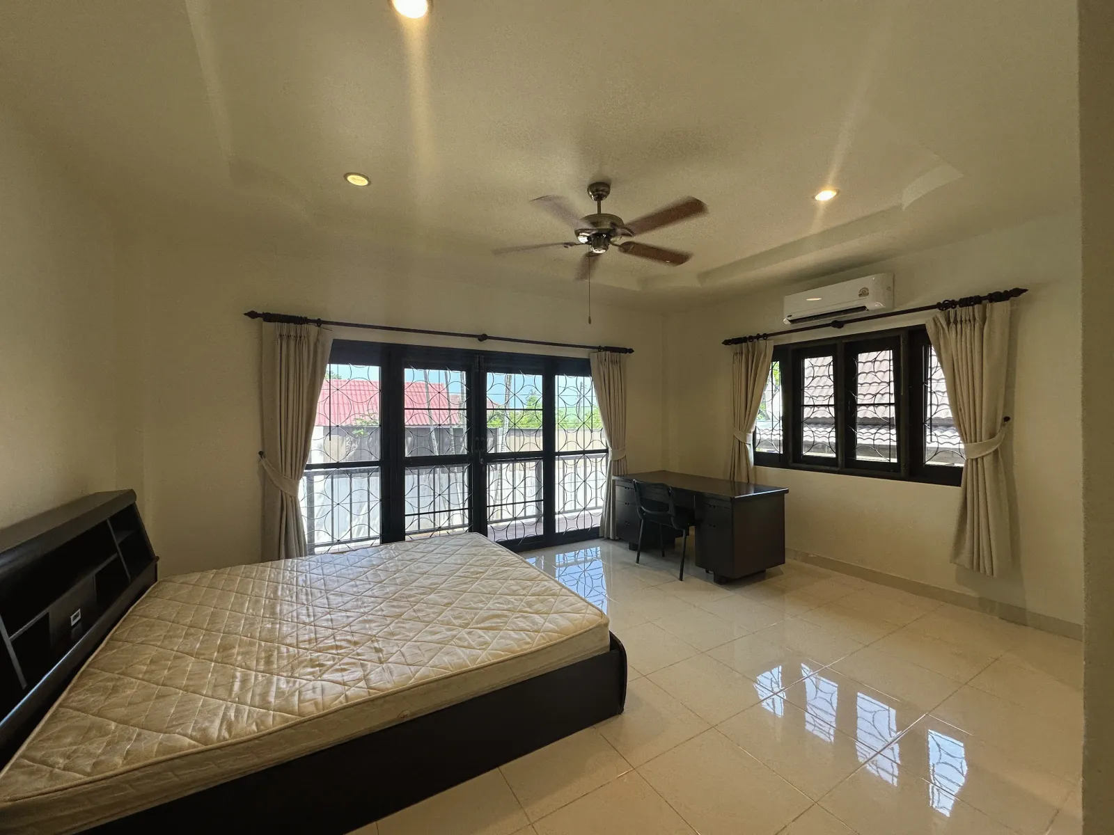 3-Bedroom Thai-Style Pool Villa on 1 Rai, Rawai, Freehold - Rawai, Phuket - Photo 14