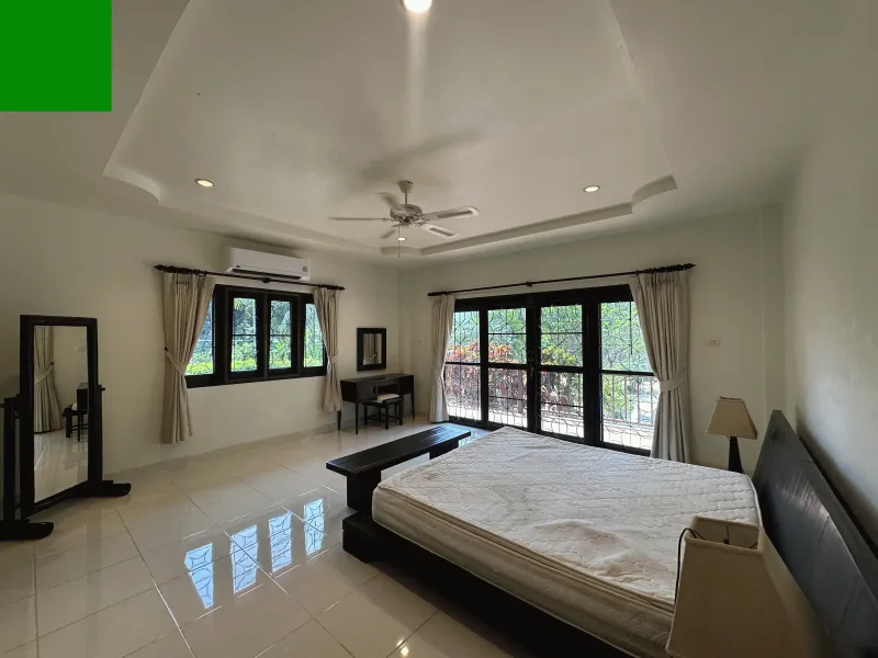 3-Bedroom Thai-Style Pool Villa on 1 Rai, Rawai, Freehold - Rawai, Phuket - Main photo