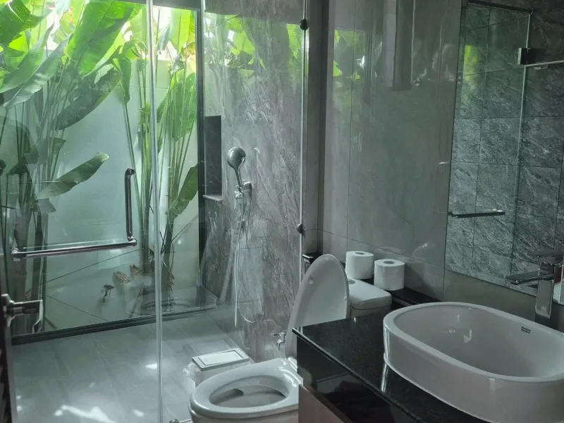 3-Bedroom Modern Villa with Wood and Stone Finishes for Rent, Nai Harn - Nai Harn, Phuket - Main photo