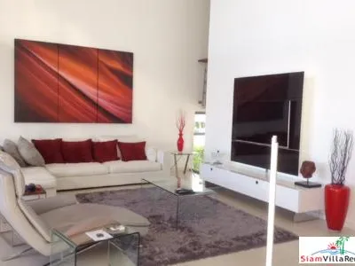 Lotus Gardens, 4-Bedroom Sea View Duplex for Rent, Layan - Layan, Phuket - Photo 2