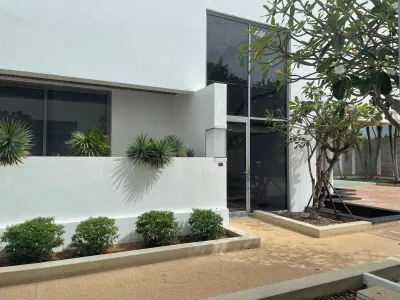 Lotus Gardens, 4-Bedroom Sea View Duplex for Rent, Layan - Layan, Phuket - Photo 25