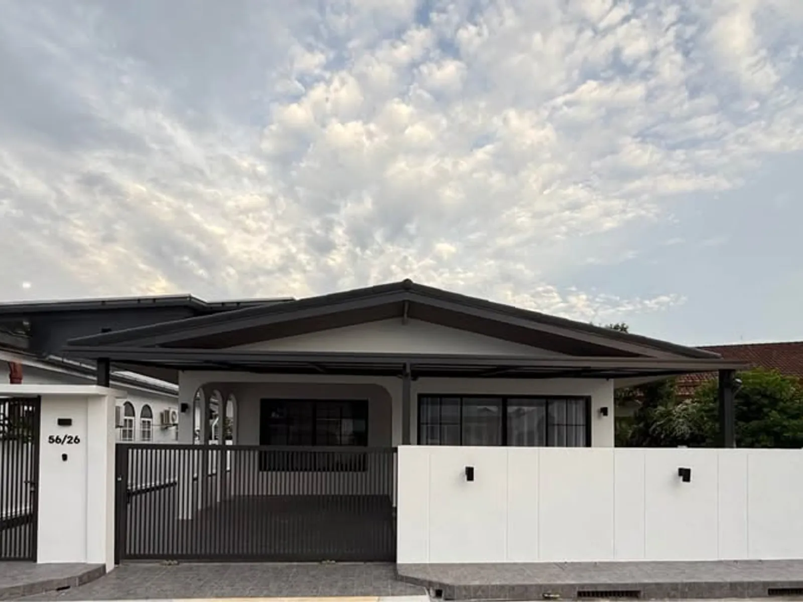 3-Bedroom House for Rent, Chaofa Village, Phuket Town - Phuket Town, Phuket - Photo 1