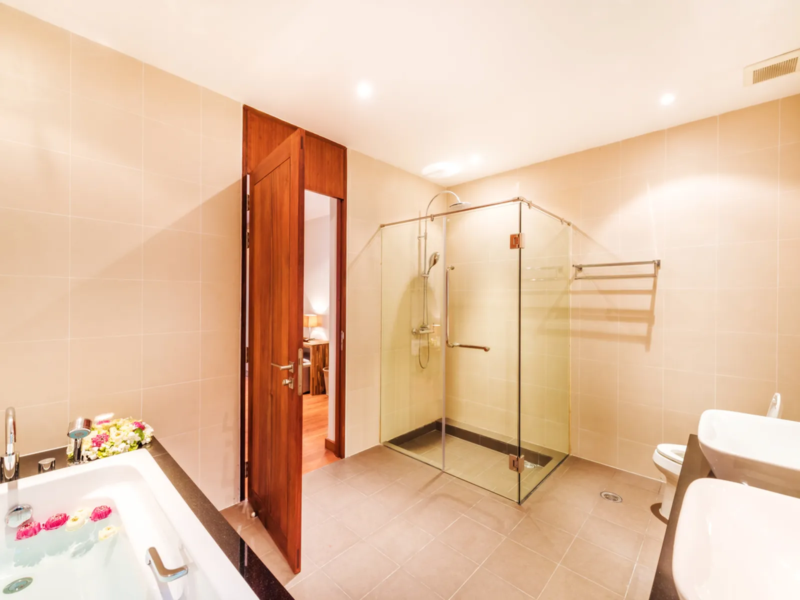 Lotus Gardens, 2-Bedroom Apartment for Sale, Layan - Layan, Phuket - Photo 34