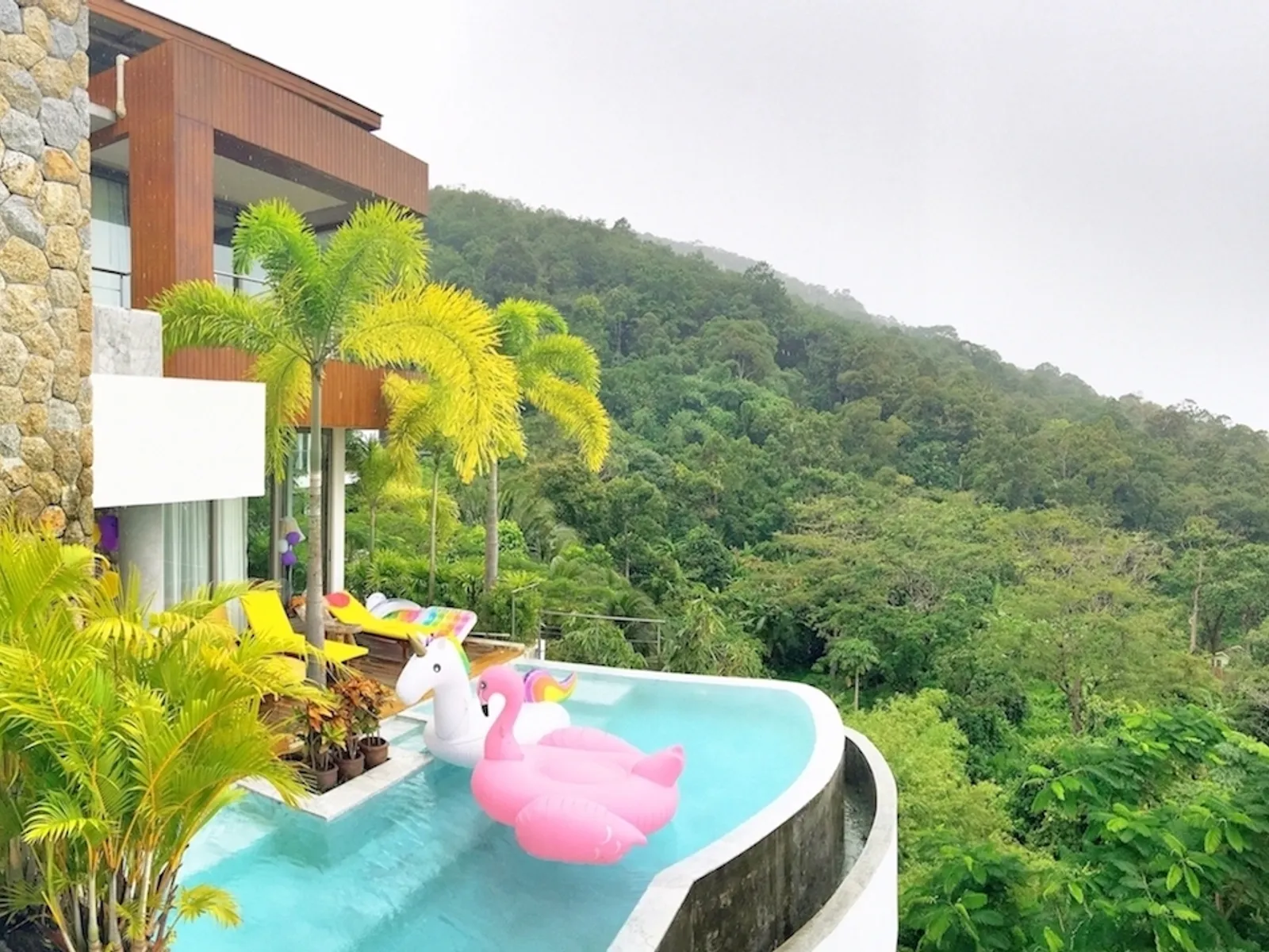 Sea View Cliffside Villa, 4+1-Bed, Bang Tao for Rent - Bang Tao, Phuket - Photo 1