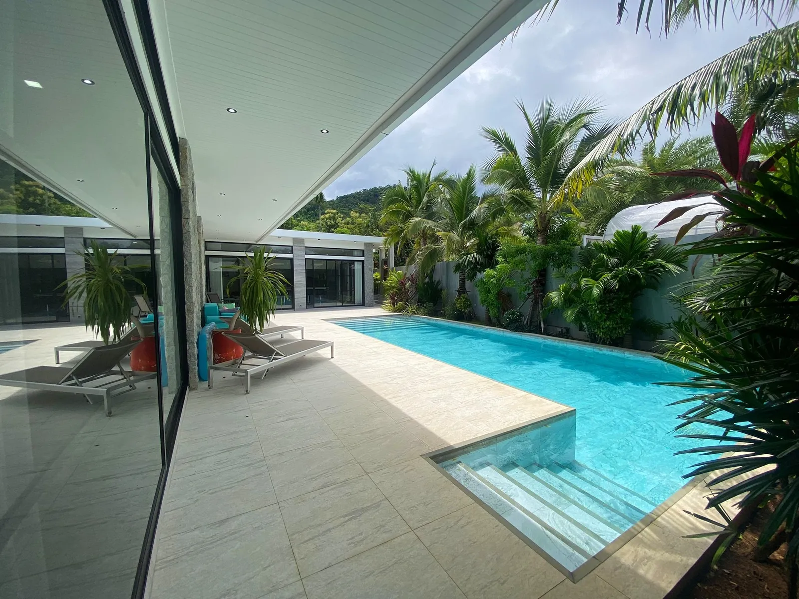 3-Bedroom Modern Pool Villa for Rent, Rawai - Rawai, Phuket - Photo 1
