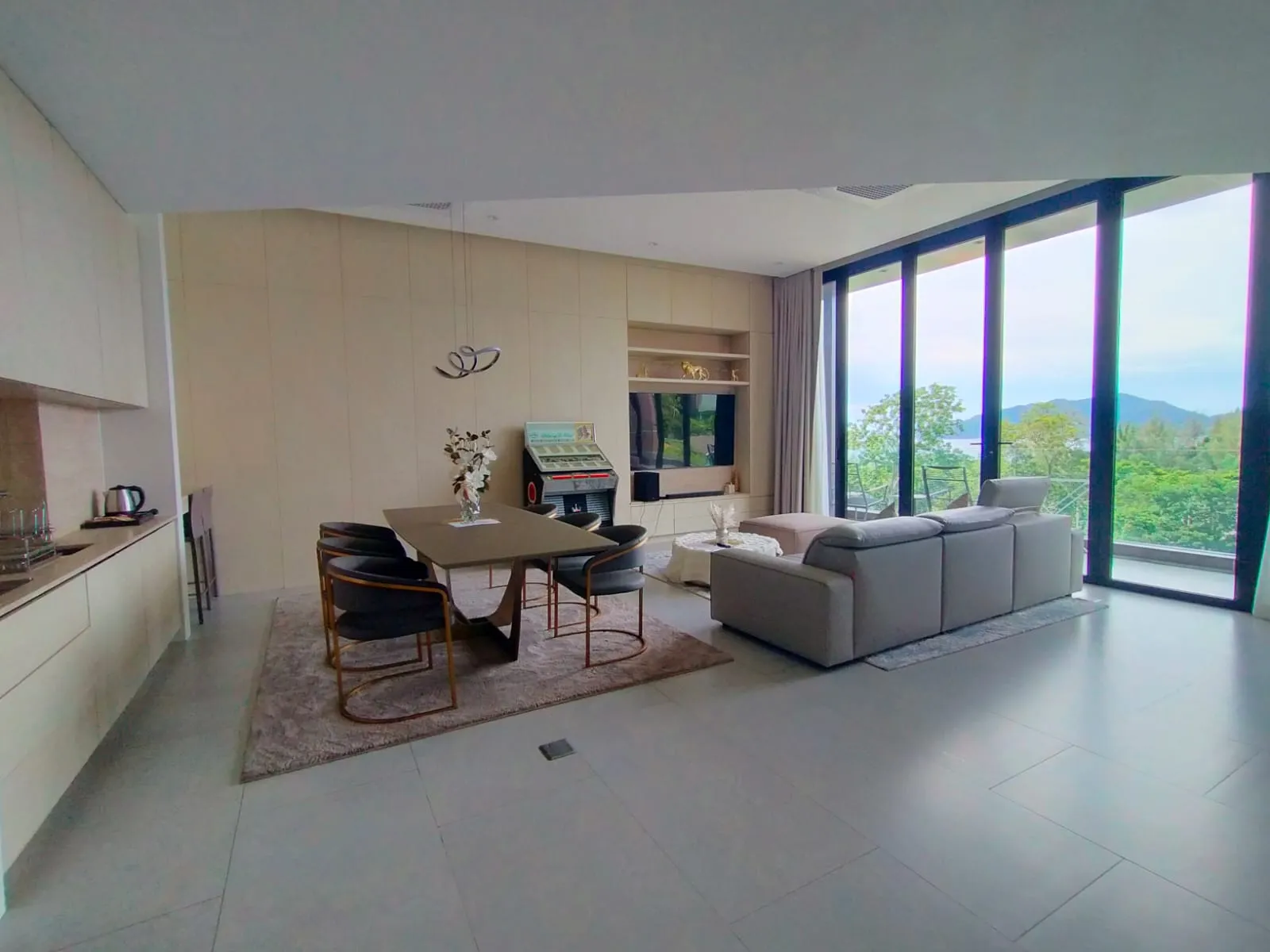 3-Bedroom Sea View Penthouse, Patong, Freehold - Patong, Phuket - Photo 2