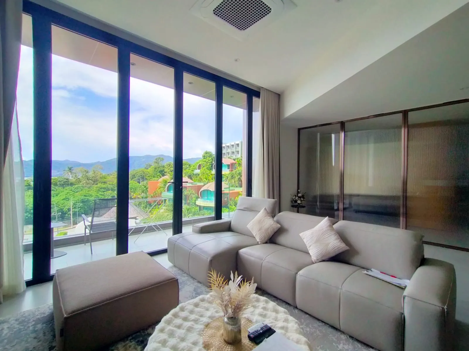 3-Bedroom Sea View Penthouse, Patong, Freehold - Patong, Phuket - Photo 1
