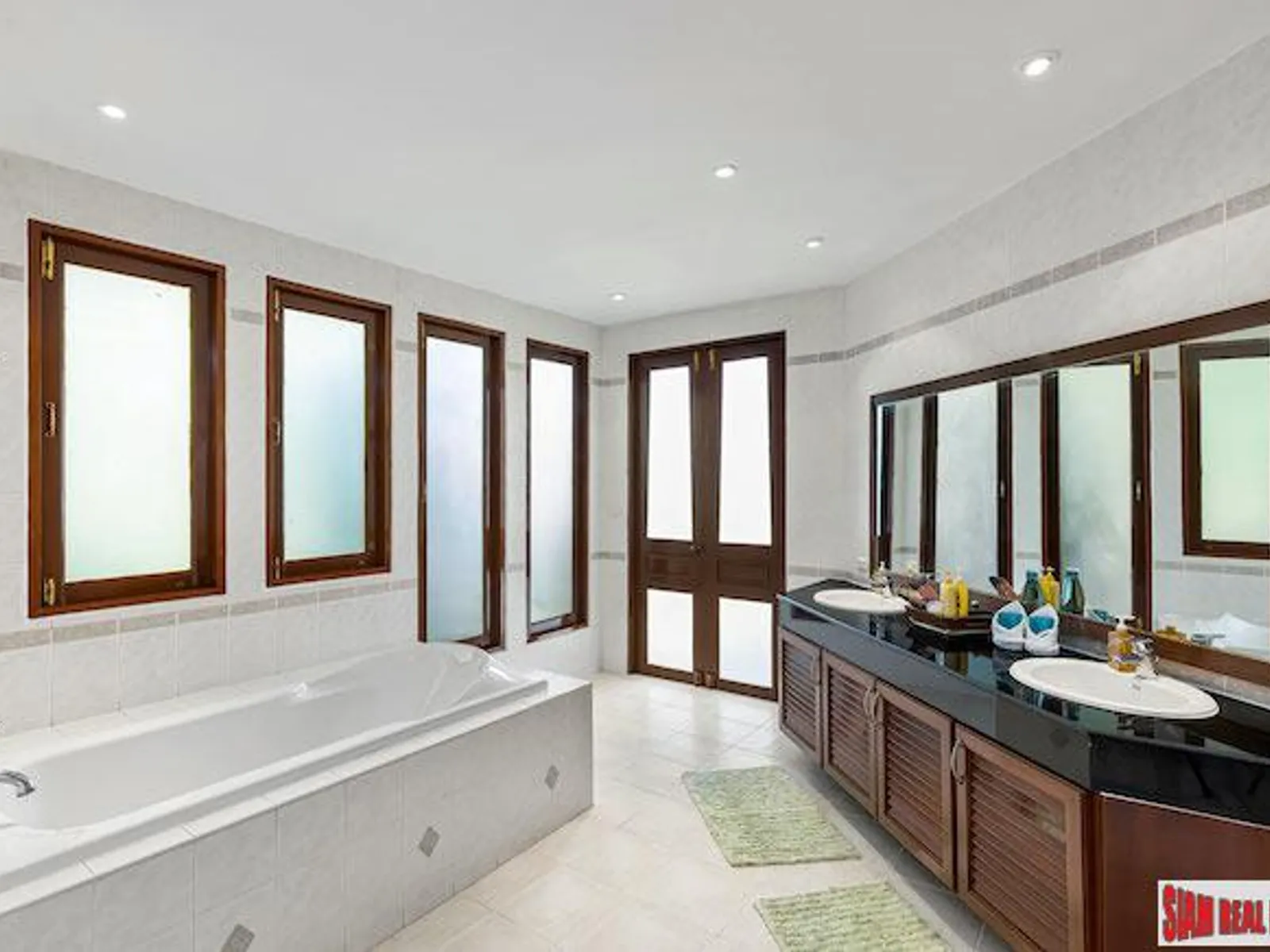 Nakathani Estate, 3 Sea View Villas on 2,400 sqm, Kamala - Kamala, Phuket - Photo 30