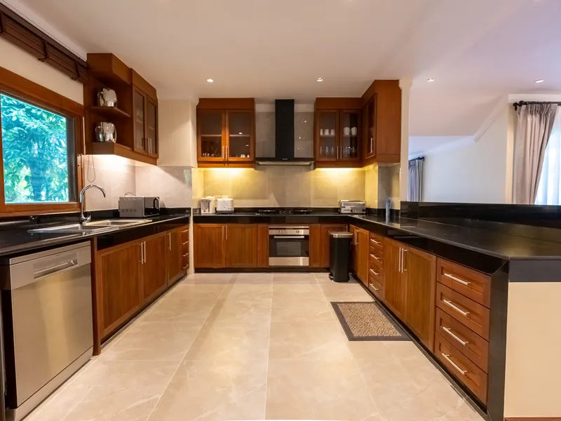 Lakewood Hills, Вилла с 6 спальнями и бассейном на продажу, Лаян - Layan, Phuket - Главное фото