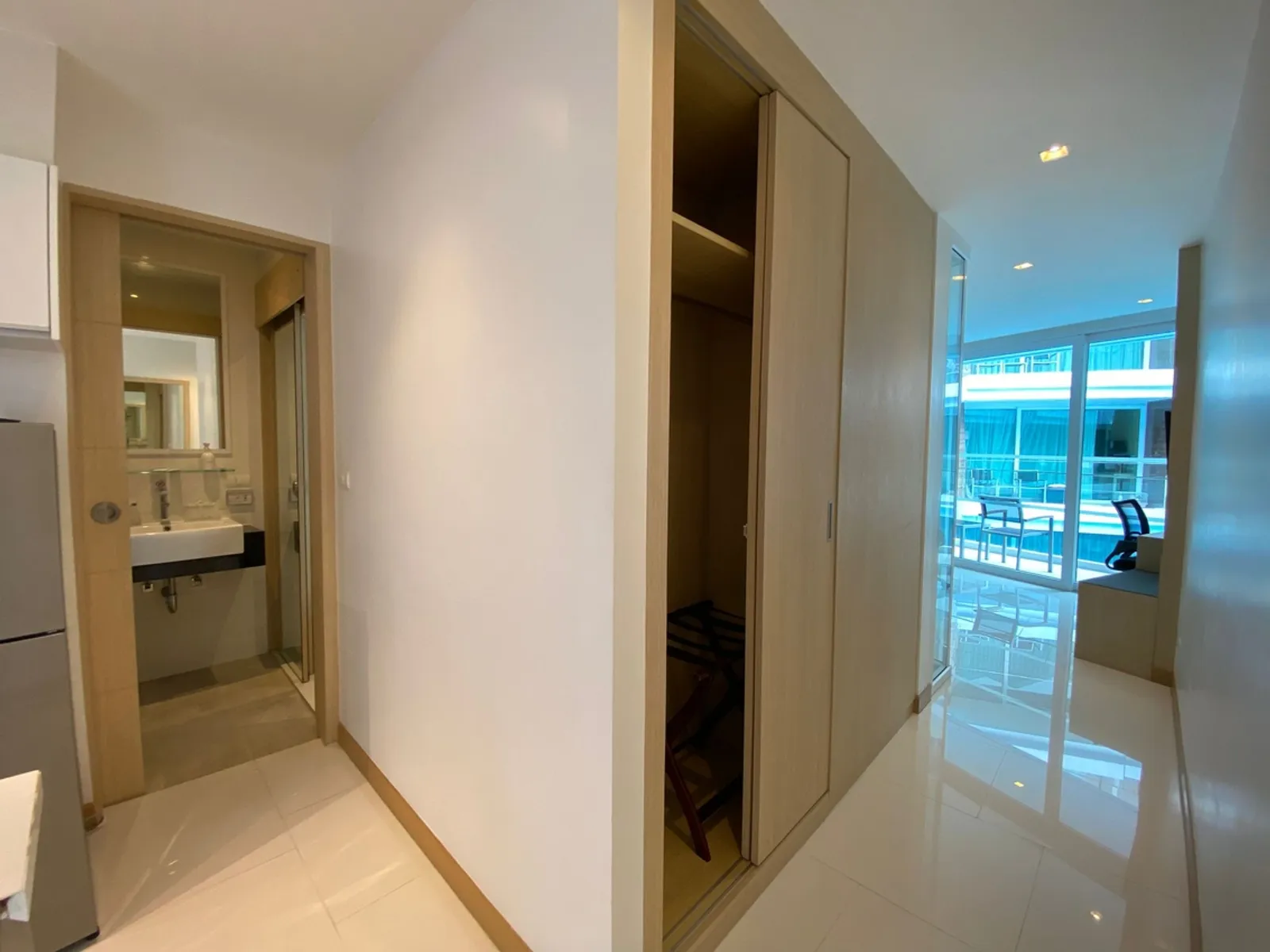 The Beachfront Rawai, 1-Bedroom Freehold Suite with Pool - Rawai, Phuket - Photo 8