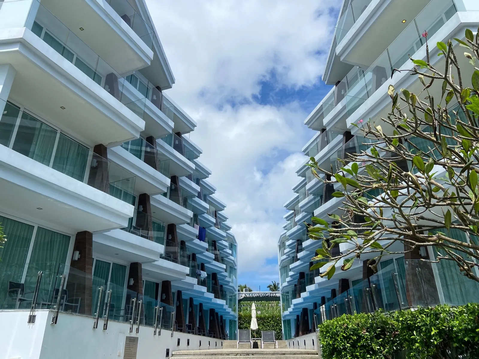 The Beachfront Rawai, 1-Bedroom Freehold Suite with Pool - Rawai, Phuket - Photo 2