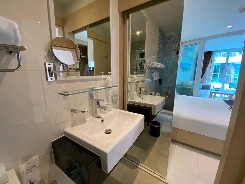 The Beachfront Rawai, 1-Bedroom Freehold Suite with Pool - Rawai, Phuket - Main photo
