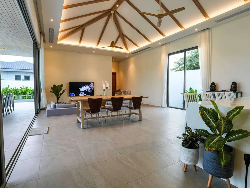 3-Bedroom Modern Villa for Rent, Cherng Talay, Near Beach - Cherng Talay, Phuket - Main photo