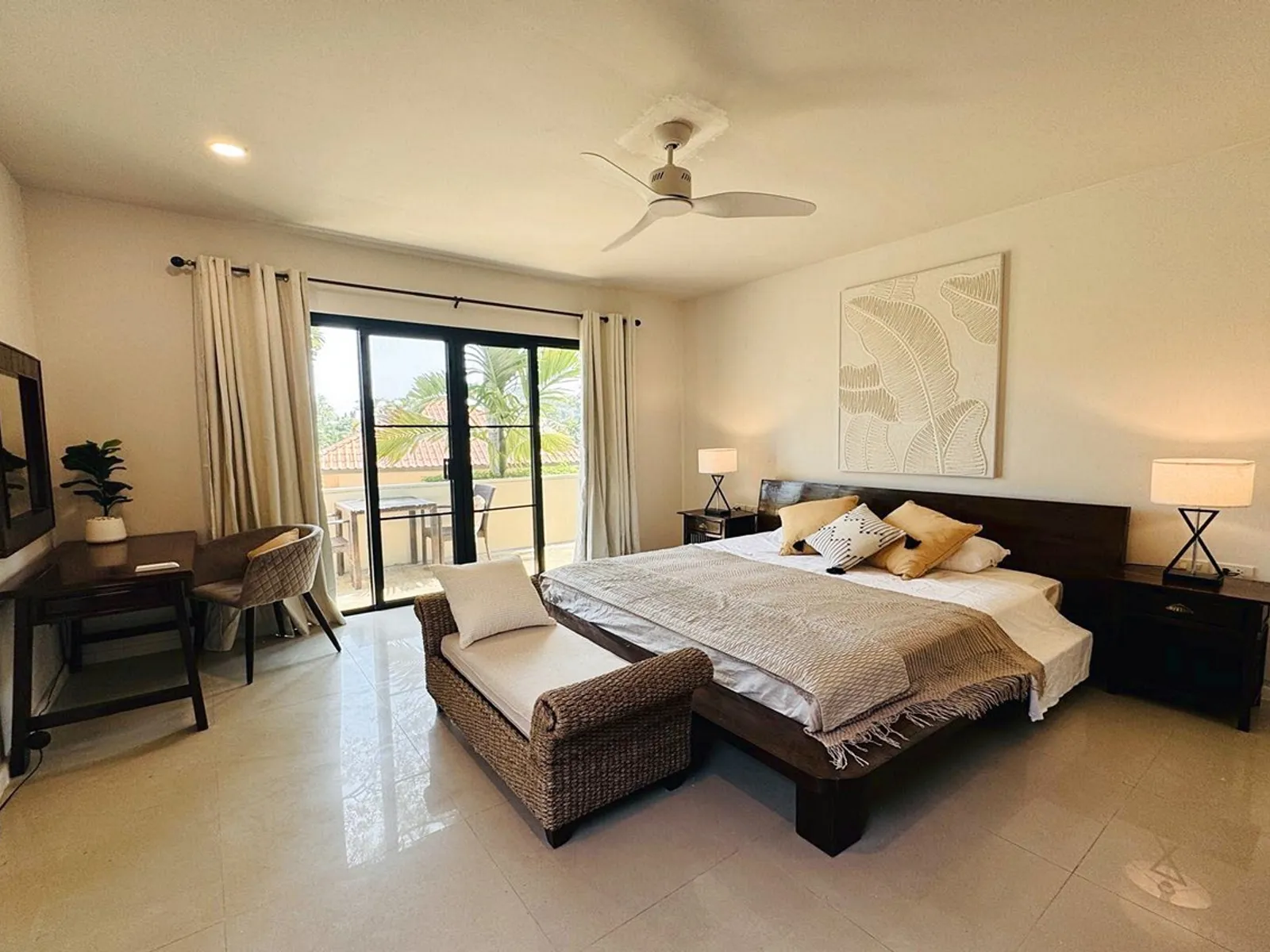 4-Bedroom Tropical Pool Villa for Rent, Nai Harn, 15 Min Beach - Nai Harn, Phuket - Photo 6